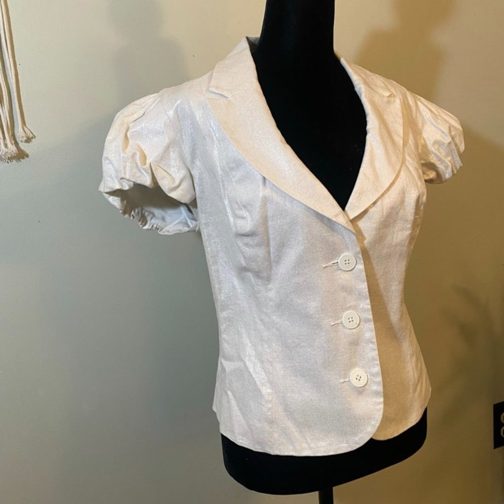 NWT Women's Chic White Shimmer Short Sleeve Button Top Express